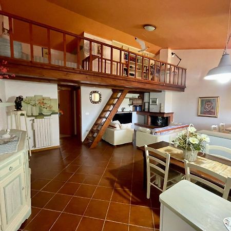 Amazing House 10 Min By Car From The Beach Olbia Exterior photo
